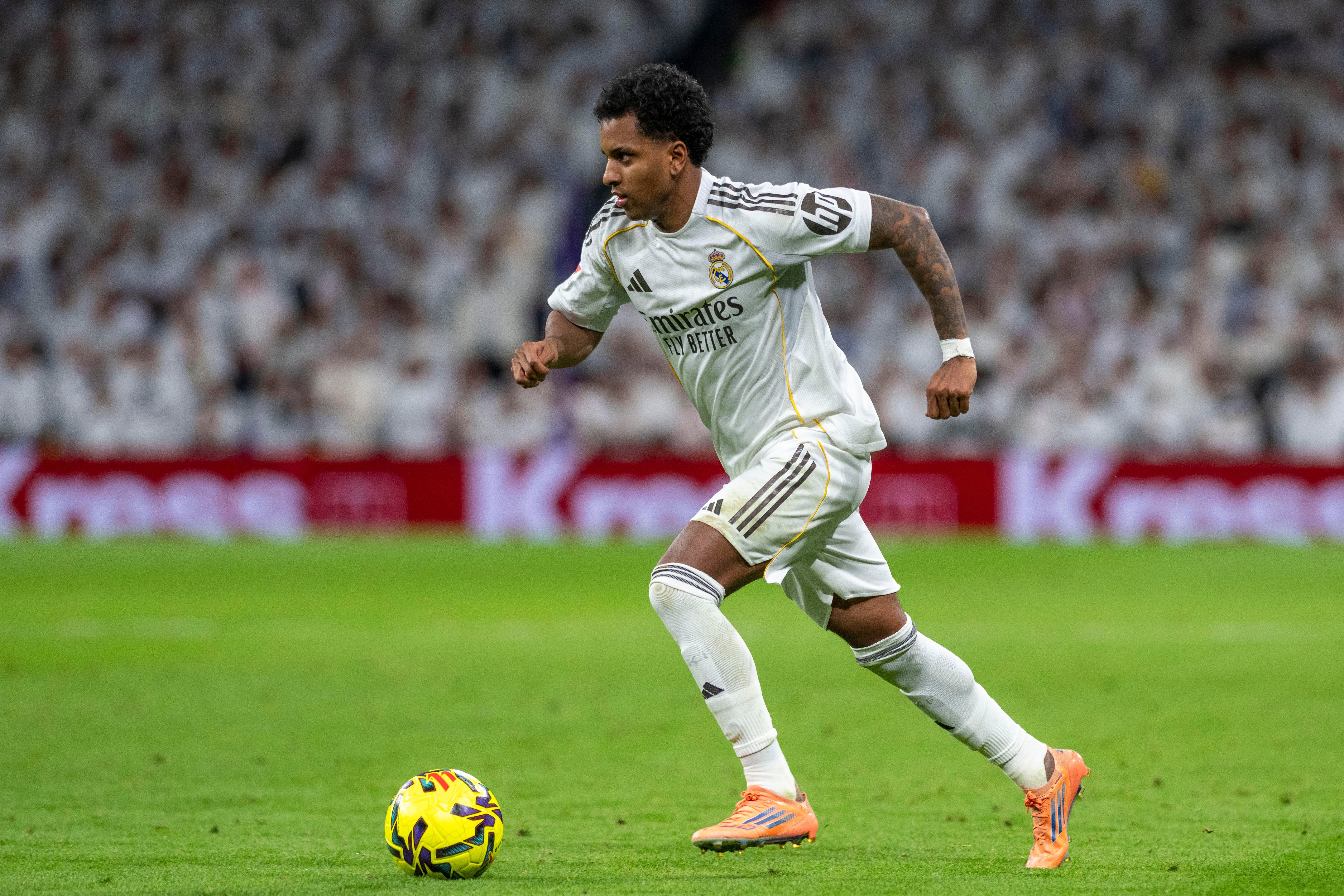 九游体育官网-记者：罗德里戈肌肉超负荷单独训练，明日确定能否出战瓦伦西亚